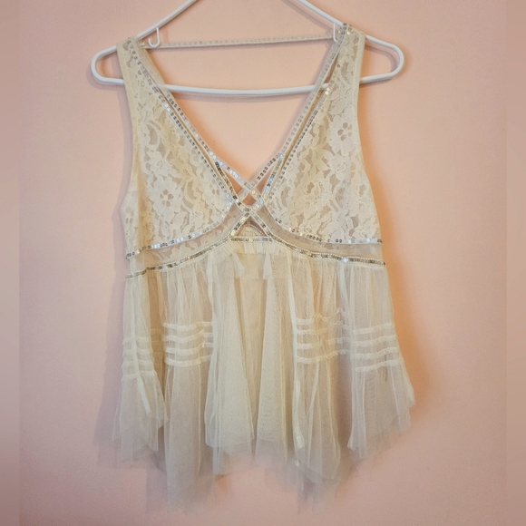 SOLD Free People On The Town Tank, Boho, Lace Tulle, Eclectic, Ivory, XS, NWOT, - Picture 5 of 16